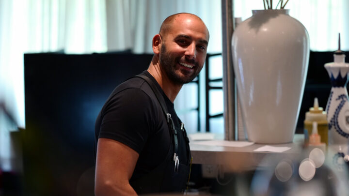 Jimmy som driver restaurang Industrivägen 1 i Södra Hagalund