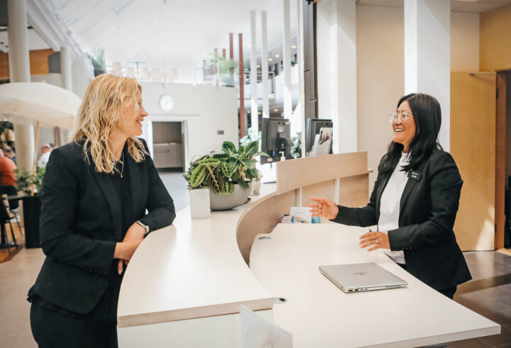 Johanna och receptionisten
